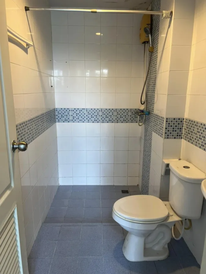 For sale, rent, The Cache Rama 3-Samrong, 2nd floor, fully decorated room, low price, easy on the wallet, if you don't reserve, make a big mistake.