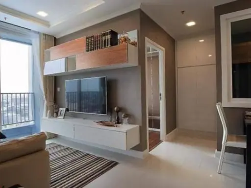 ขาย ให้เช่า คอนโด เดอะ เมโทรโพลิส ห้องมุม แต่งสวย เฟอร์ครบ พร้อมอยู่ ติดรถไฟฟ้า