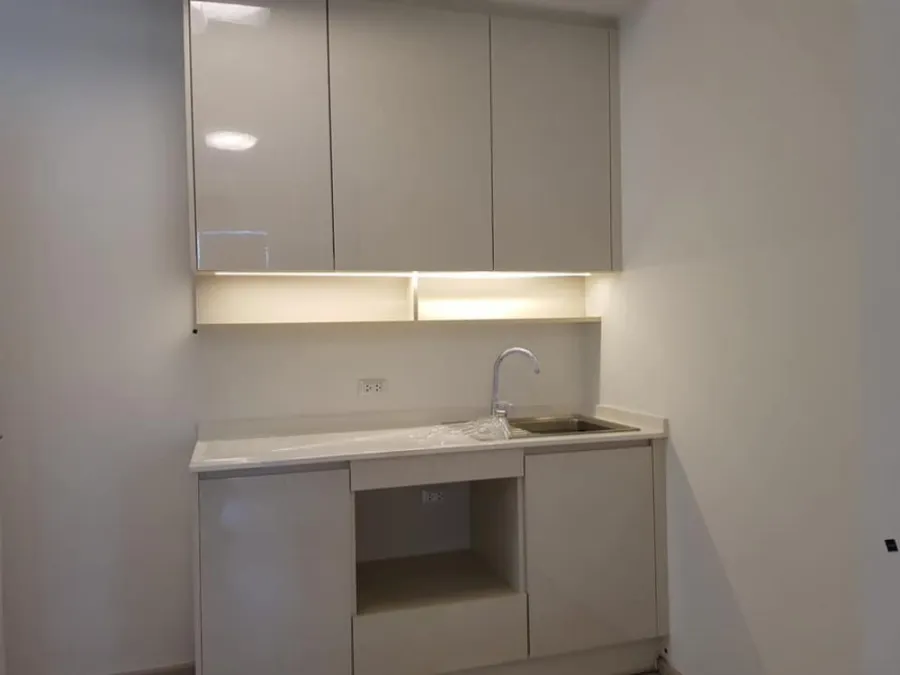 For sale, rent, Chapter One Eco, Ratchada-Huay Kwang, 1 bedroom, 1 bathroom, everything is complete. You can just come by yourself. Urgent.