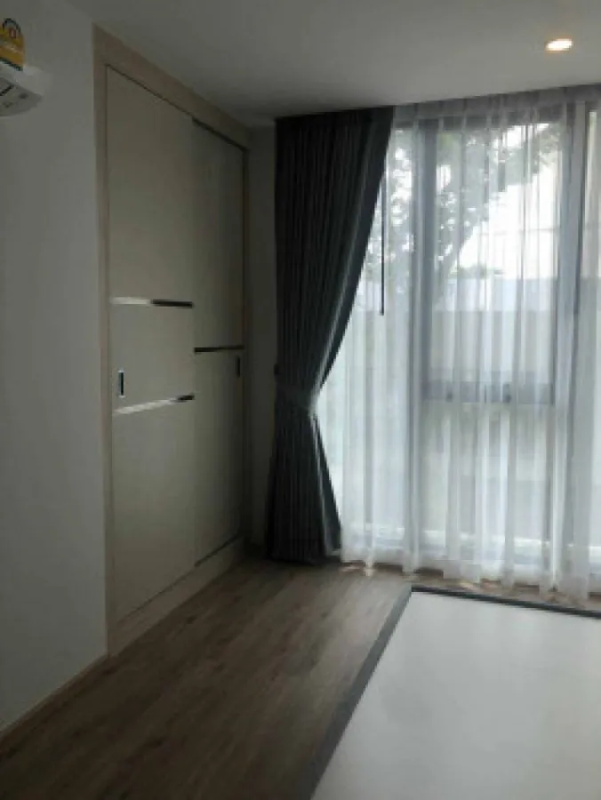 For rent!! Condo Serio Sukhumvit 50, new room, 3rd floor, Building A, ready to move in, near BTS On Nut, don't miss it!!