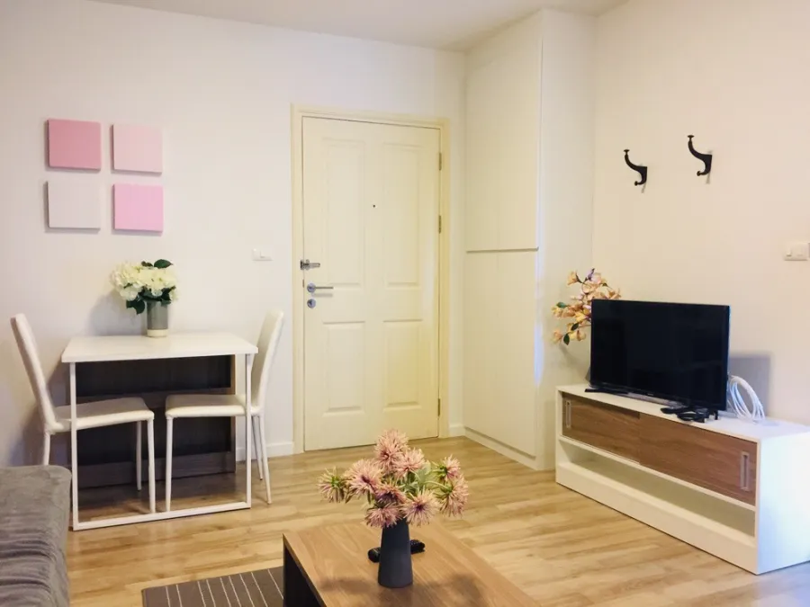 For Rent ดีคอนโด แคมปัส รังสิต เฟส 2 ชั้น 5 ได้วิวสวนแจ่มๆ ตกแต่งอย่างดี ไม่จองถือว่าพลาดมากจ้า
