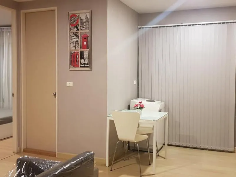 Condo for rent, The Parkland Srinakarin, beautiful room, furnished, pleasant, in the center, great, convenient transportation, close to the expressway, hurry, do not hesitate.