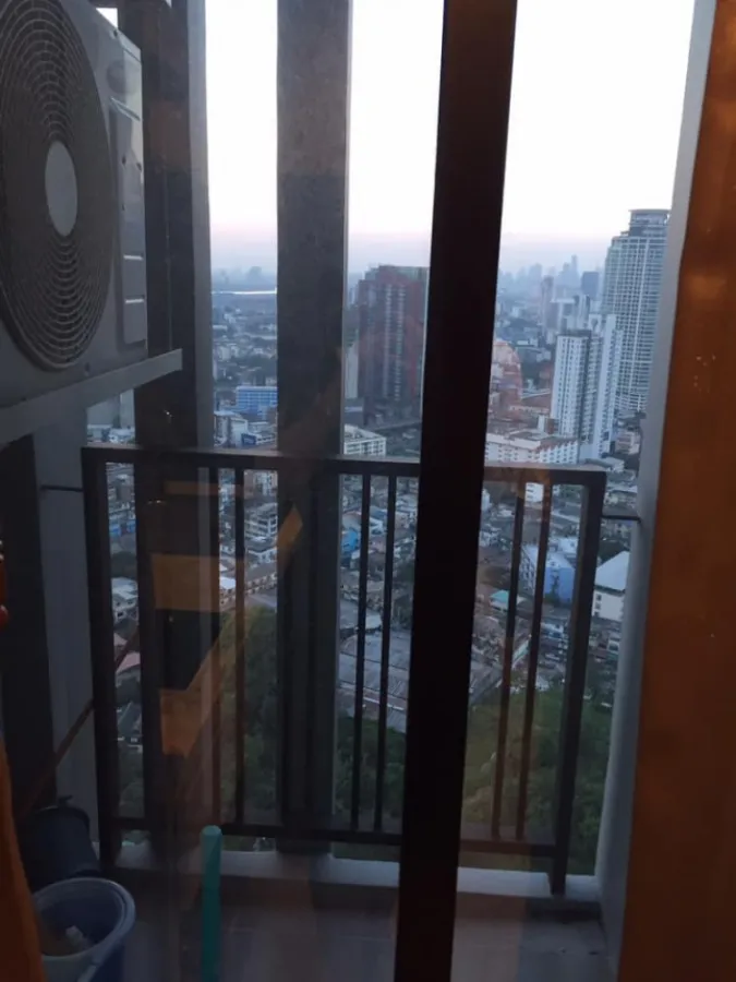 Condo for sale, The Base Park West, Build in room, ready to move in, high floor, beautiful view, don't wait, hurry to reserve!!