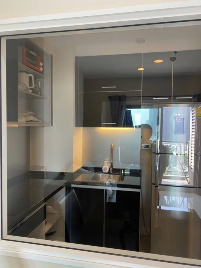 For rent!! Condo The Crest Sukhumvit 34, 16th floor, beautiful room, good location, complete common area, don't miss it!!