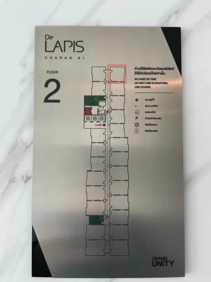 Condo for sale, De Lapis Charan 81, next to BTS, ready to move in, good location, new room, hurry to reserve before it's gone!