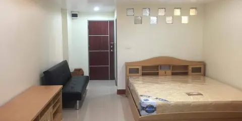 ให้เช่า Regent Home IV Sukhumvit 85 ห้องพร้อมอยู่ ราคาสบายกระเป๋า ดีแบบนี้รีบจองเลย ก่อนพลาด!!!