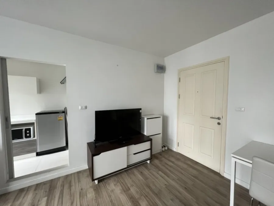 For rent Dcondo Campus Resort Rangsit 2 Building A, 3rd floor, very nice room Tell me, book and you won't be disappointed for sure.