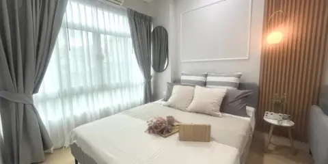 ขาย Ease Ratchada วิวไม่บล็อค ห้องตกแต่งน่าอยู่ กรุผนังทั้งห้อง อย่ามัวแต่มองรีบจองเลยจร้า