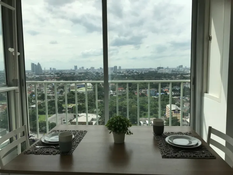 ขาย เซ็นทริค ซีน รัชวิภา ชั้นสูง ห้องกว้าง มีพื้นที่ใช้สอย เฟอร์นิเจอร์ จองด่วน