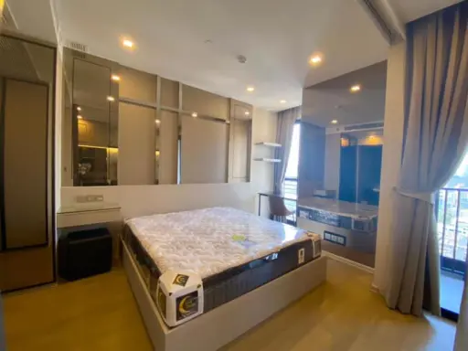 For rent!! Ashton Asoke Condo, 23rd floor, city view, new room, beautifully decorated, modern style, ready to move in, don't miss it!!