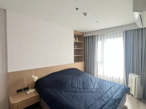 For sale: Life Ladprao Valley, corner unit with privacy, plenty of usable space, beautiful view from high floor. Don't miss out!