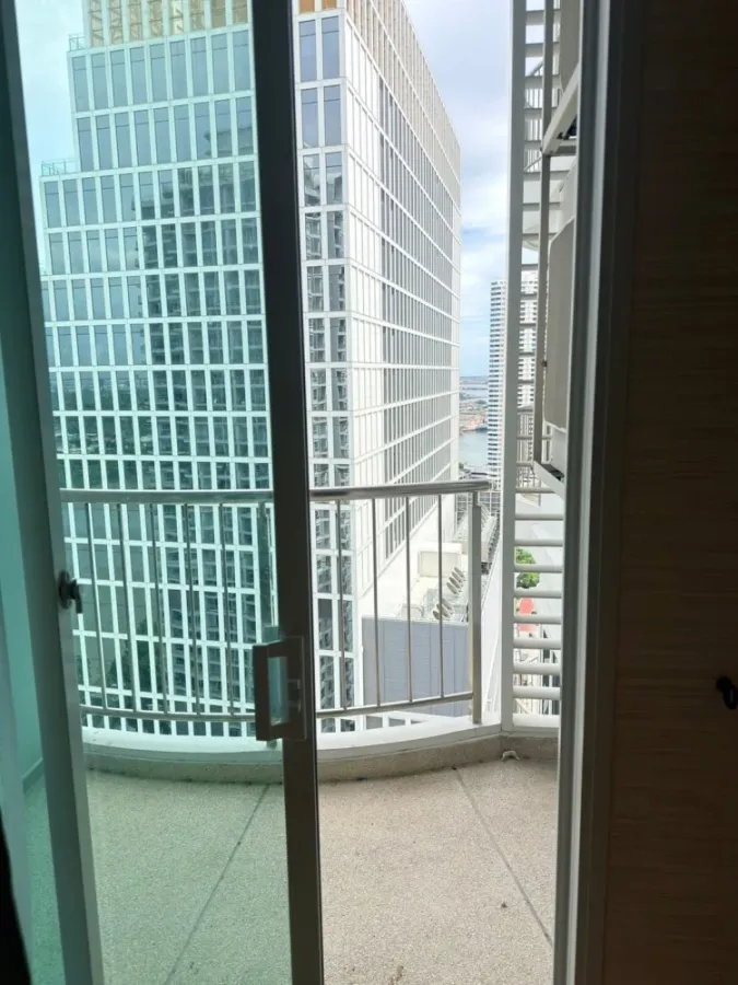 ให้เช่า Supalai Riva Grand Rama 3 2 ห้องนอน พื้นที่ใช้สอยเยอะ ในทำเลดี วิวแม่น้ำเจ้าพระยา จองเลย