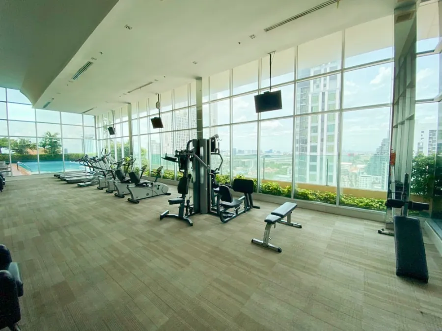 Sell or rent Condo Life @ Phahon-Ari, high floor, beautiful view, don't miss it !!