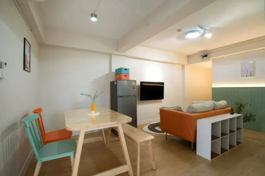 Century Park Condominium for rent, 3rd floor, fully furnished, very livable. Book now! (Quickly!)