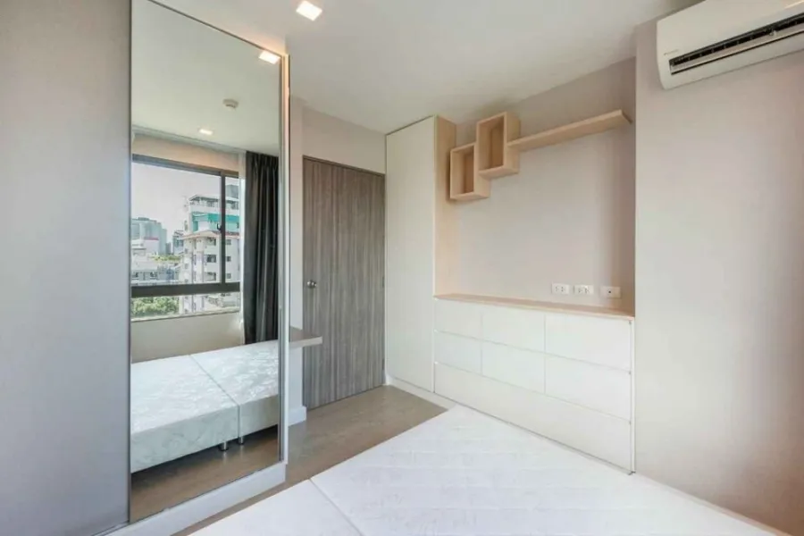 For Sale Metro Luxe Ratchada, Building C, Floor 7, good location, convenient transportation, don't wait, hurry up to be the owner!!