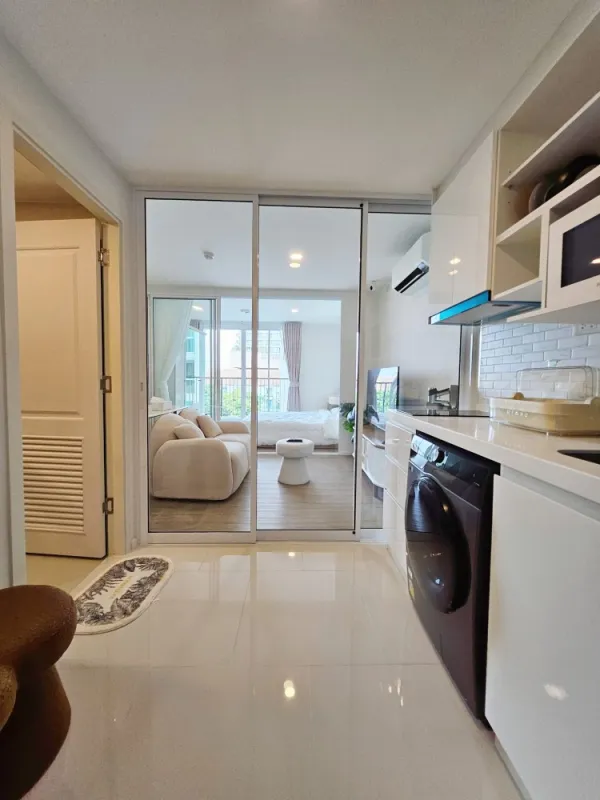 For rent sell : Chateau in town ratchayothin ห้องแต่งพร้อมอยู่ โทนสว่างอยู่แล้ว สบายตา ราคาสบายใจ จองเลย