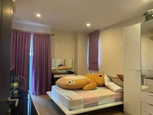 ขาย แฮปปี้ คอนโด ลาดพร้าว 101 ห้องแต่งผนังสวยๆน่านอน เฟอร์นิเจอร์ปังๆ หิ้วกระเป่าใบเดียวเข้าอยู่ได้