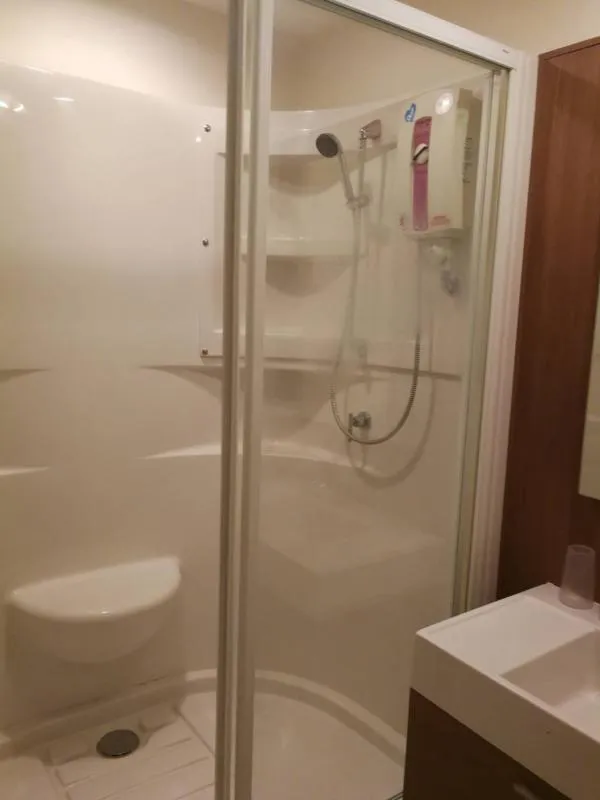 For Rent คอนโด Q House ตากสิน-สาทร ห้องนั้นเล่นกว้าง จะนั้งจะนอนโอ้ยเห็นแล้วใจละลายมากๆช้าหมดอดนะจ๊ะ