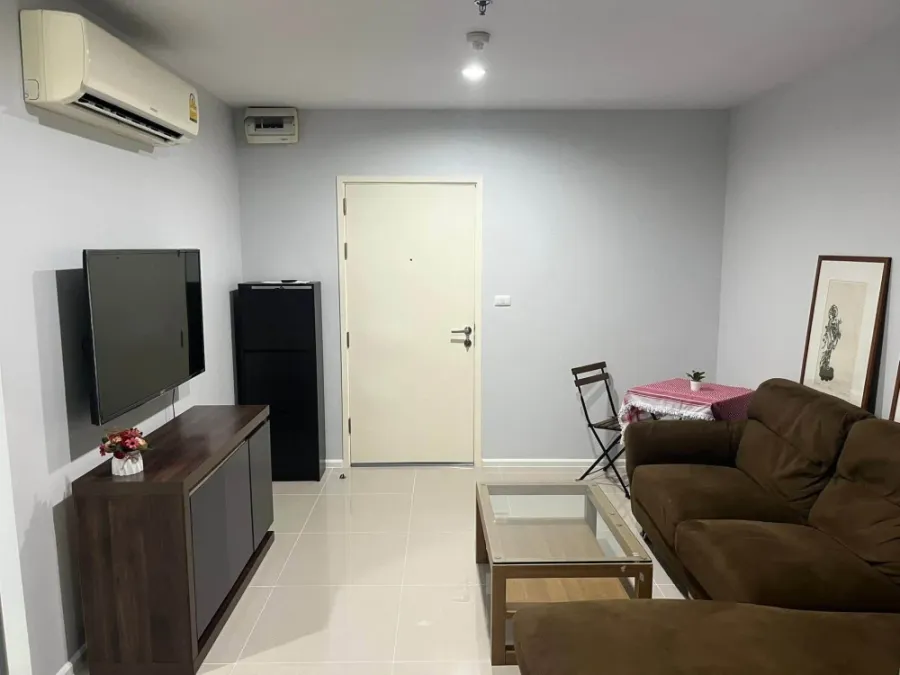 For rent: Aspire Rama 9, 16th floor. Beautiful view, great atmosphere, no obstructing buildings. Fully furnished. Book now!