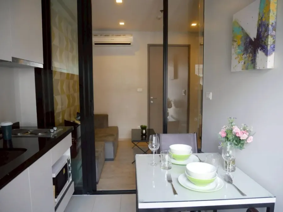 ขาย The Base Central Pattaya ห้องพร้อมอยู่ เฟอร์พร้อม กว้างขวาง จองเลย
