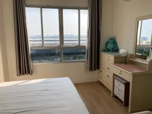 ขาย Condo Lumpini Ville Ramintra - Laksi ห้องกว้างขวางอยู่สบาย เฟอร์พร้อม จองเลย