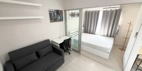 ให้เช่า Plum Condo Park Rangsit ชั้น 8 วิวสระ ห้องกั้น แต่งครบ พร้อมอยู่ จองเลย ด่วนๆ