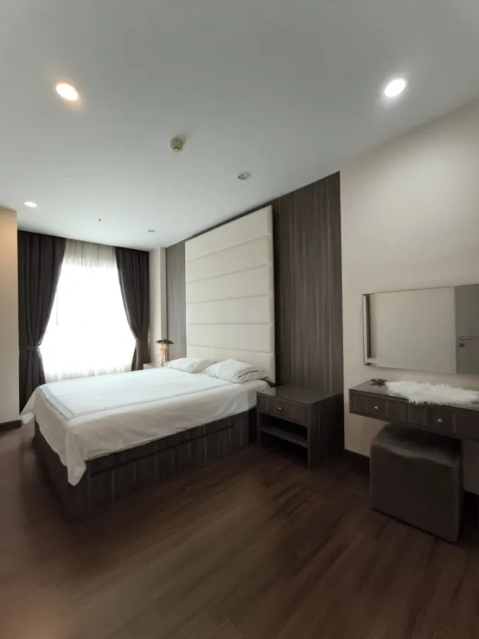 ให้เช่า ศุภาลัย ไลท์ สาทร-เจริญราษฎร์ ห้องกว้างมาก Buit-In ปัง ห้องตกแต่งโทนสีอบอุ่นสบายตา ห้ามพลาด