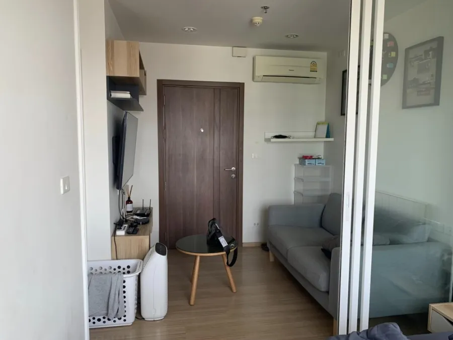 Sell The Base Chaengwattana, 18th floor, fully furnished and electrical appliances Let me tell you that it's worth it.