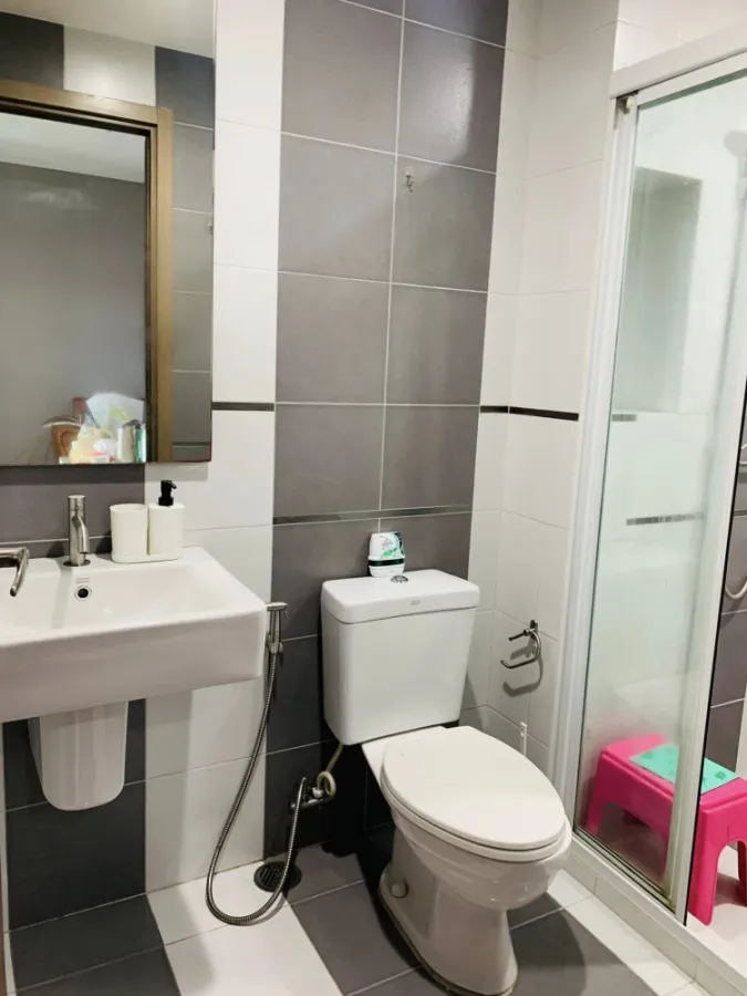 Condo for rent, The Base Sukhumvit 77, ready to move in room, furniture, electrical appliances, good price, hurry to book