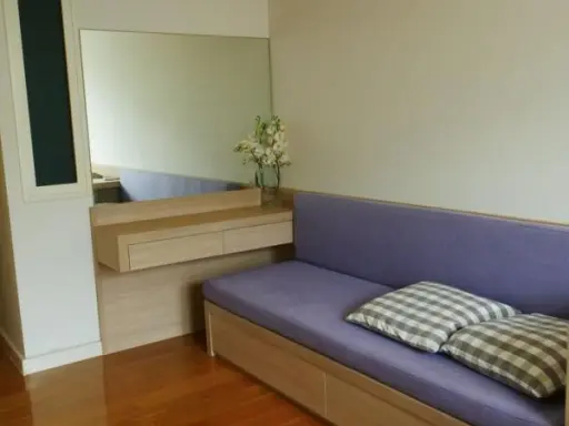 For rent Condolette Light Convent, beautiful room, fully furnished Central location, near BTS, near MRT, very convenient to travel, book now.