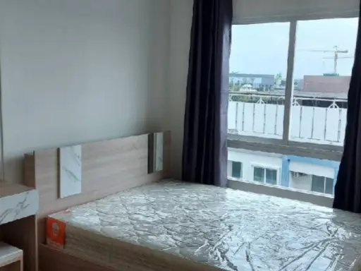 For rent, Inzio Serithai, fully furnished, complete electrical appliances, don't miss it.