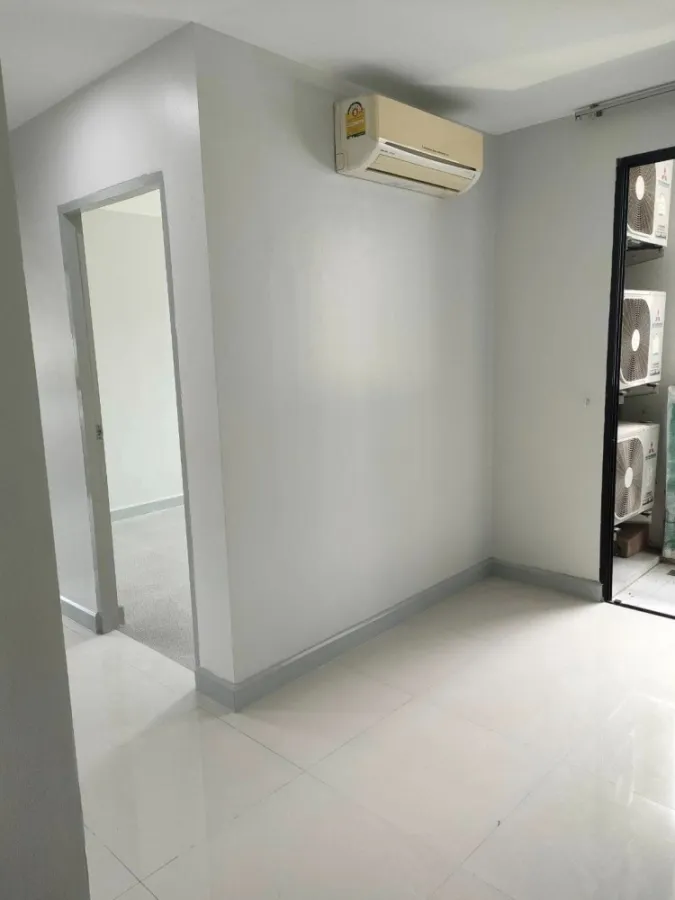 ขาย คอนโด Metro sky รัชดา ห้องเปล่า ชั้น 1 ตึก B เดินทางสะดวกสบาย พลาดไม่ได้แล้ว จองเลย