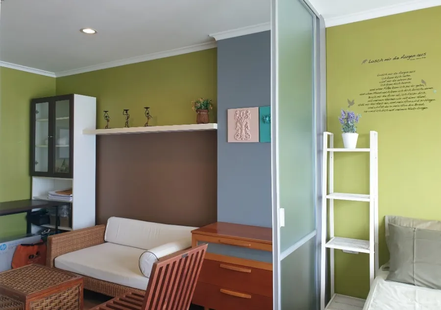 For sale or rent Lumpini Place Ramindra-Lak Si The room is decorated in bright colors, very livable, open view, good price, book quickly.