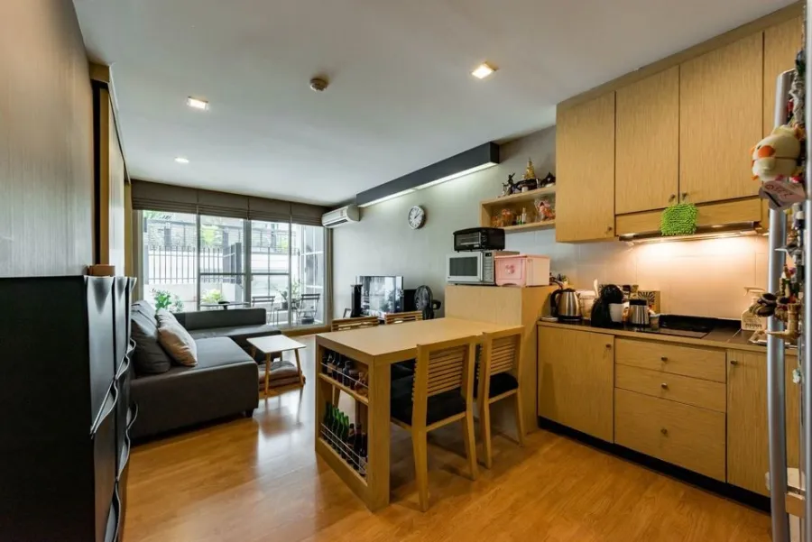 ขาย/เช่า ทรี คอนโด สุขุมวิท 52 ห้องกว้างอยู่สบาย built-in ทั้งห้องอย่างดี อย่าพลาดเป็นเจ้าของ