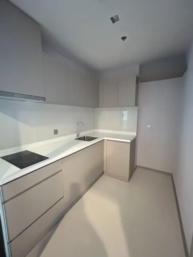 Condo for sale, Life Ladprao, 23rd floor, fully furnished with high-quality materials, built-in wardrobe, bed, ready to move in.