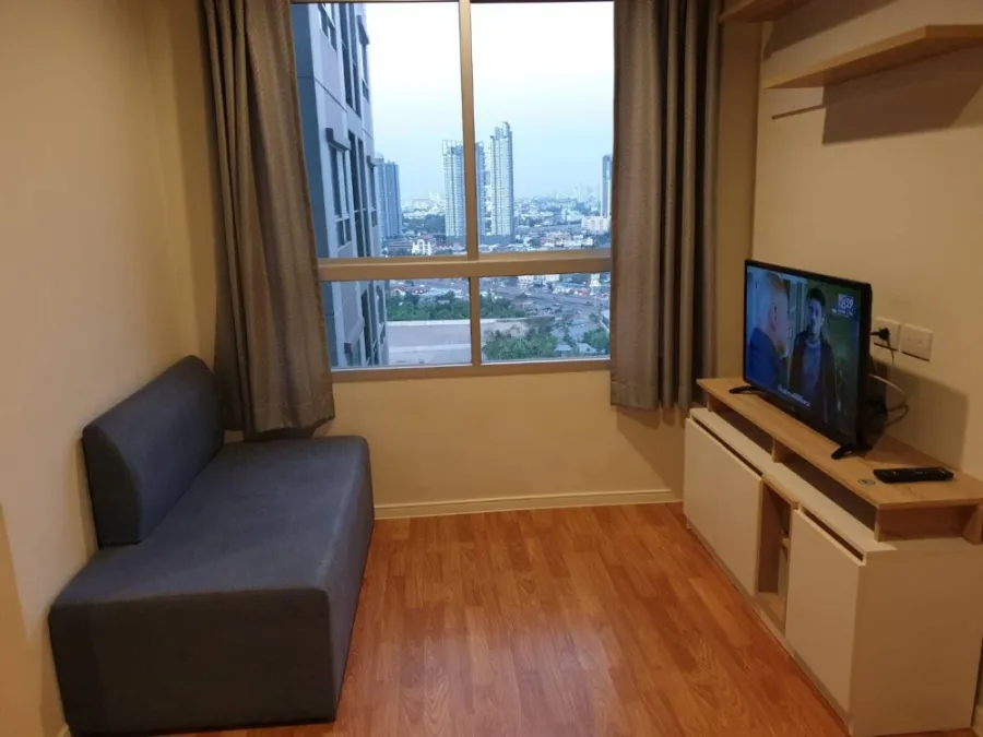 For sale: Lumpini Ville Nakhon In-River View, high floor, unblocked view, fully furnished, great price. If interested, reserve now.
