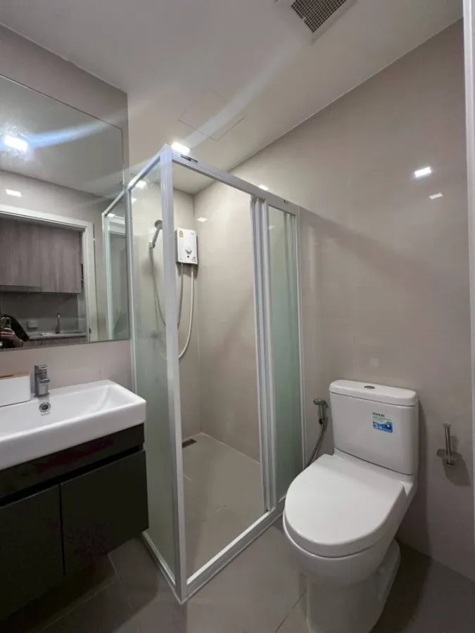 For rent!! Condo Modiz Sukhumvit 50, 6th floor, Building B. Beautiful room, very livable, great price, don't miss it!!