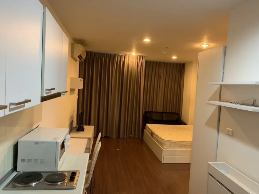 For rent!! Condo Life @ BTS Tha Phra, beautiful room, fully furnished, just bring your bags and move in!!
