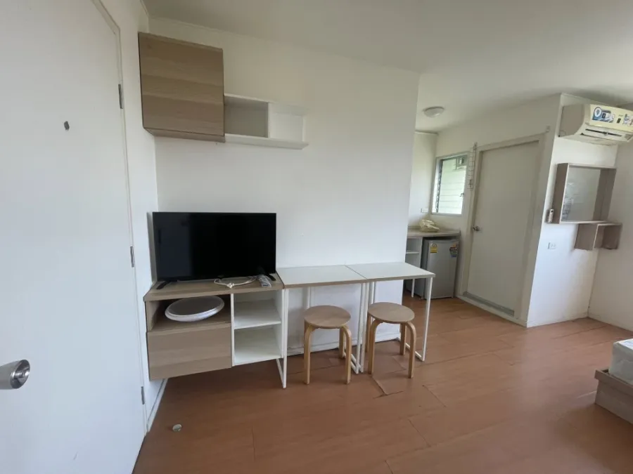 For rent Lumpini Condotown Chonburi - Sukhumvit 7th floor, pool view, fully furnished, book now, don't miss out.