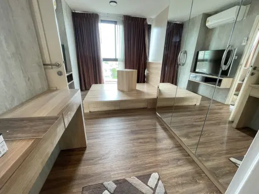 ให้เช่า!! คอนโด ชาโตว์ อินทาวน์ พหลโยธิน 32 ชั้น 8 ห้องมุม แต่งเฟอร์นิเจอร์ครบ พร้อมเข้าอยู่ได้เลย!! images