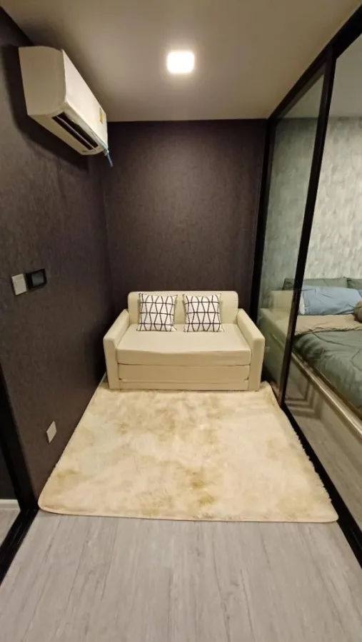 For rent, Cave Eva, 4th floor, outside view, partition room fully furnished Ready to move in. Hurry up to reserve before it's gone.