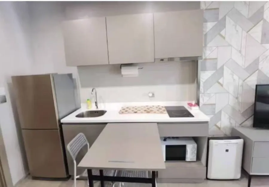 For rent: Life Asoke-Rama 9, ready to move in, high floor, fully furnished, reserve now!!!