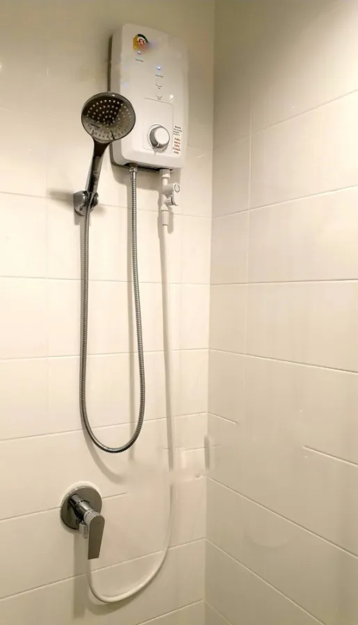 For Rent Common TU, Studio room, high floor, great view, good electrical appliances. Hurry up to reserve.
