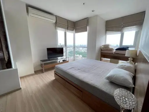 🏠🌃 ให้เช่า คอนโด ริทึ่ม สาทร 🏠🌃