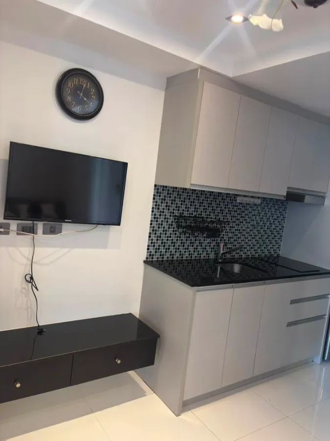 For rent: Serenity Wongamat, studio room, 7th floor, fully furnished. Just bring your belongings and move in.