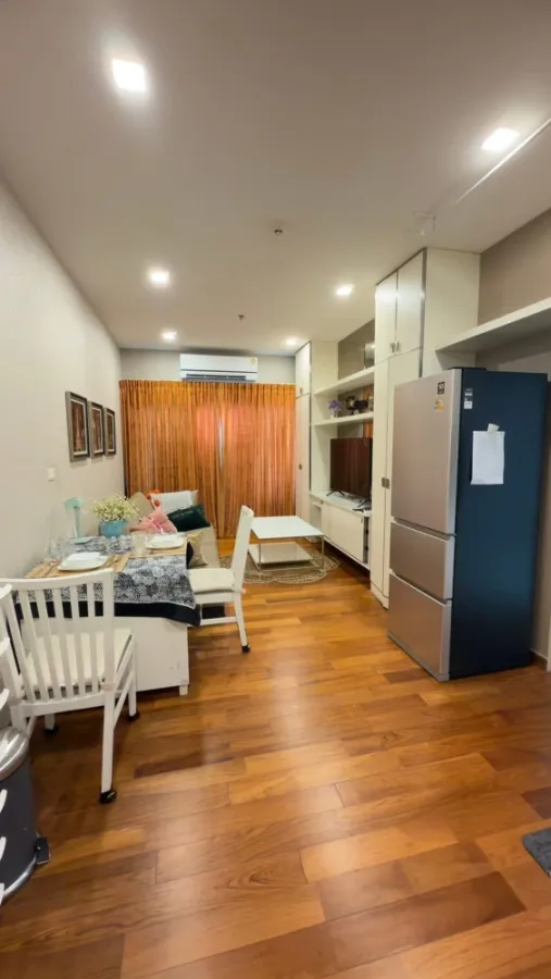 ให้เช่าคอนโดหรูห้องใหญ่ 43 ตร.ม. พร้อม Walk-in Closet และอ่างอาบน้ำ เพียง 140 เมตรจาก BTS อารีย์ | ✨ Noble Reform (โนเบิล รีฟอร์ม)