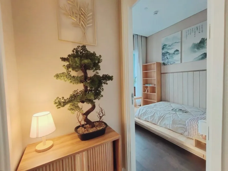 For sale The Saint Residences ห้องแต่งน่าอยู่ พร้อม Built in อย่างดี ราคาอย่างคุ้ม รีบมาจับจองเลย