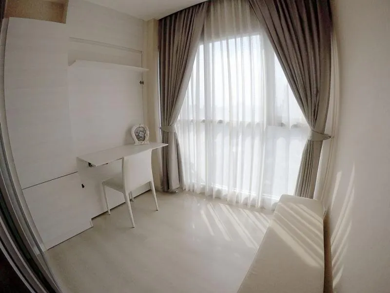 ** Condo for rent Life Ratchadaphisek **Full furniture, cute price, can't rent it!