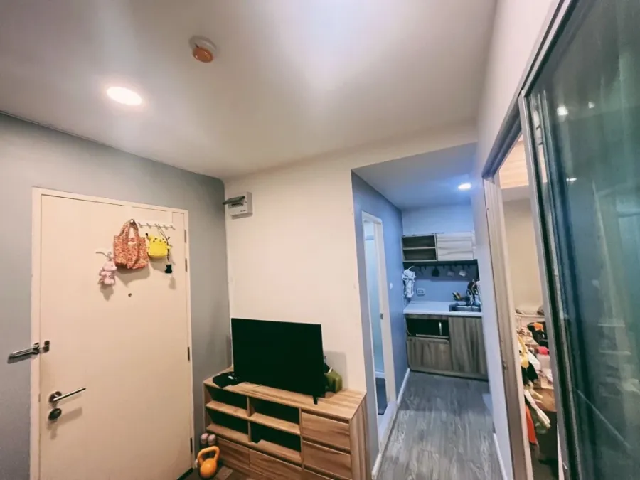 For sale: Happy Condo Don Mueang The Terminal, corner room, 6th floor, Building C, fully furnished. Can you not reserve it?