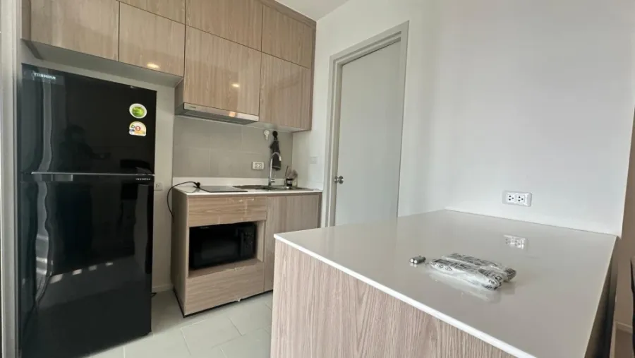 ให้เช่า De Lapis Charan 81 ห้องชั้นสูง ลมโกรกดีเวอร์ Facility ครบครัน สนใจจองเลยจ้า